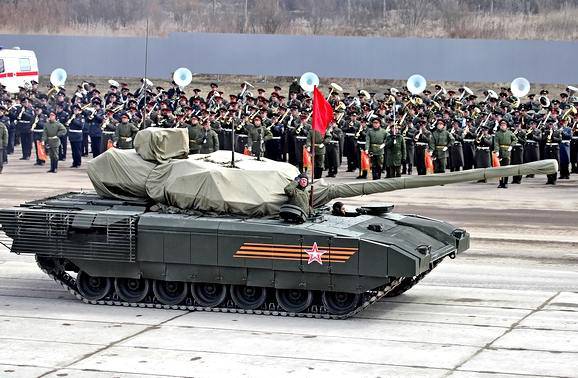 На самый масштабный в истории парад Победы выйдут новые танки и ополченцы