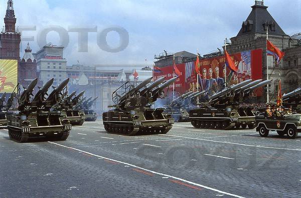 Парад Победы 9-го мая 1985-го года