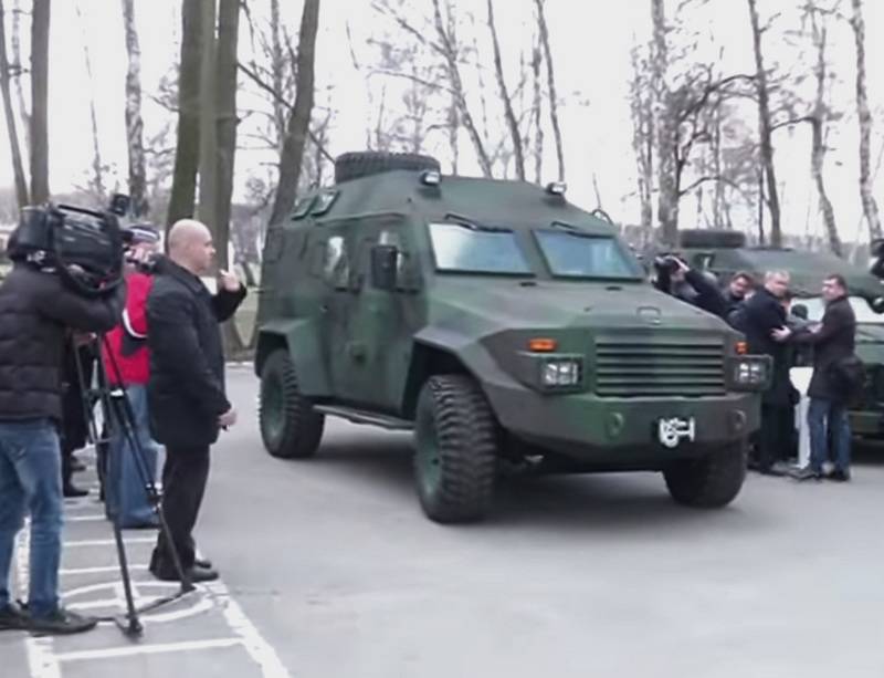 На Украине показали модернизированный бронеавтомобиль «Барс-8»