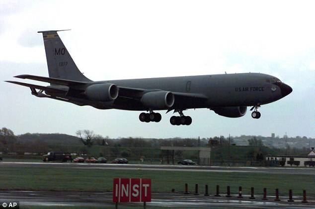 Пропавший с экранов радаров самолет ВВС США благополучно приземлился в Великобритании