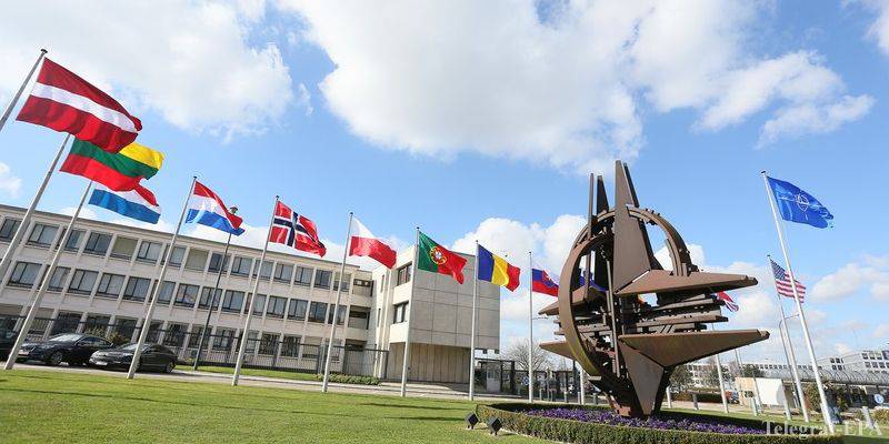 Пентагон везет в Европу ядерное оружие