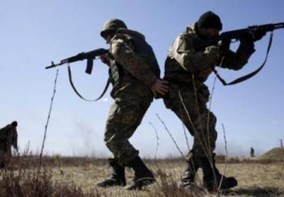 Американский контингент на Украине призван вдохнуть в карателей "боевой дух"