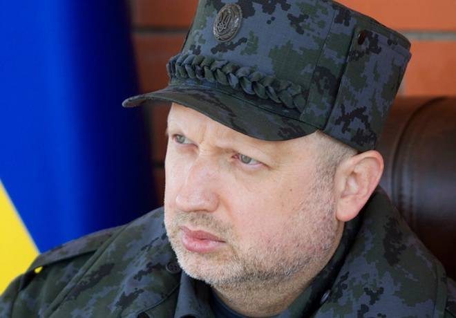 Турчинов предрек континентальную войну в случае начала боевых действий в Донбассе
