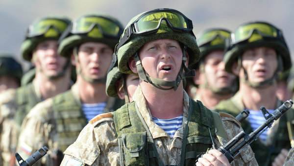 Российские военные продолжают учения в Таджикистане
