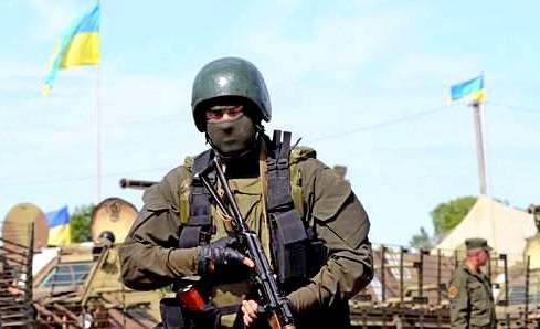 Украинские десантники разблокировали базу «Правого сектора»