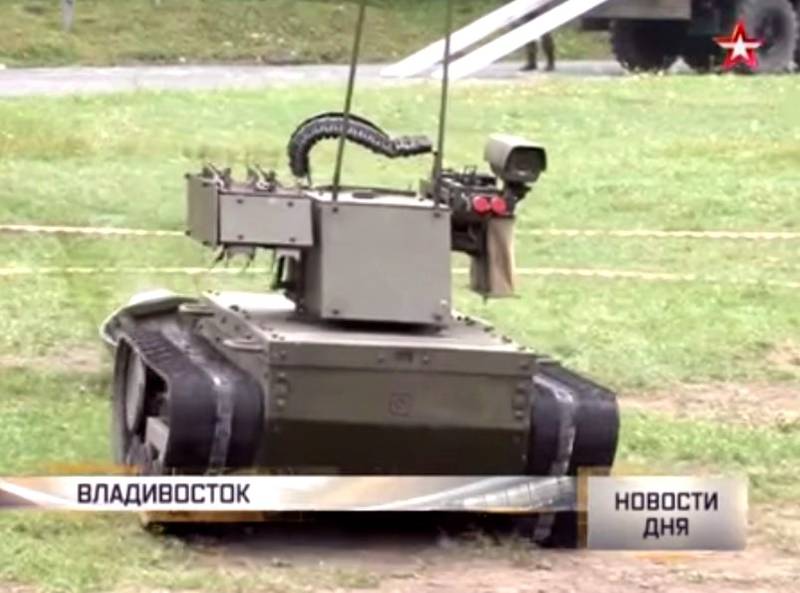 Боевые роботы помогают спасать раненых на «поле боя»