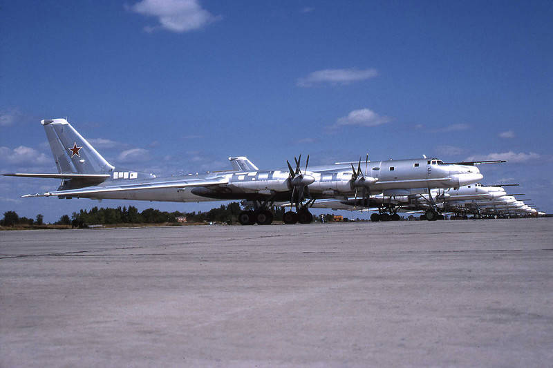 Авиабаза Энгельс в 1996-97 годах