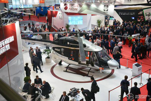 HeliRussia-2015: 16 вертолетов и даже мотопланер