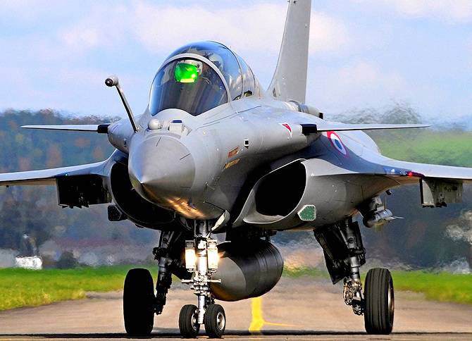 Кто поставит 126 истребителей для ВВС Индии?