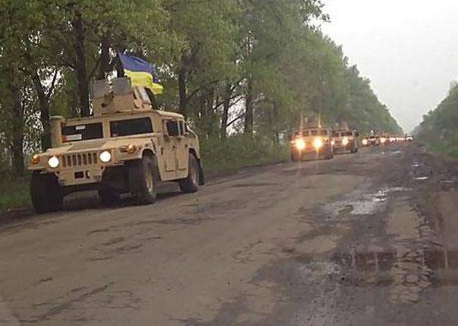 Киев перебрасывает американские бронеавтомобили Humvee к Луганску