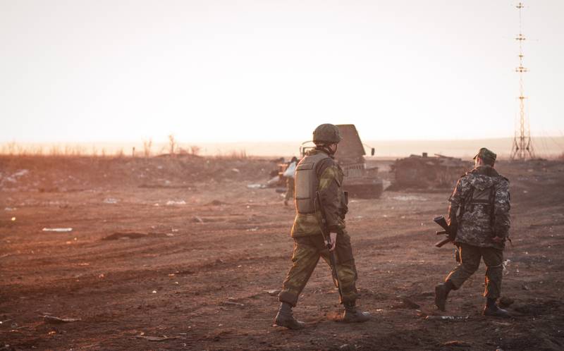 Ополченцы ЛНР держат оборону и набивают «фраги» на «айдаровцах»