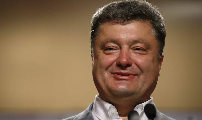 Порошенко заявил, что война закончится после возвращения Донбасса и Крыма Украине