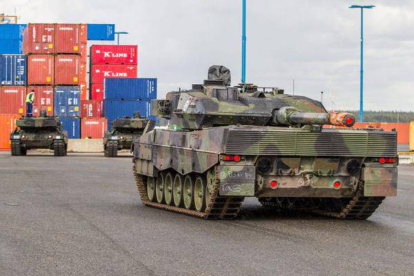 В Финляндию прибыла первая партия танков «Леопард 2А6» из Нидерландов