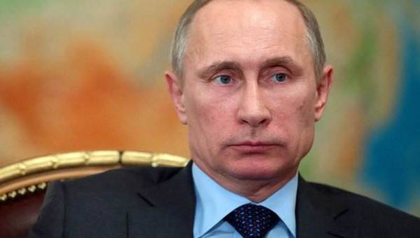 Путин освободил от должности 20 генералов Путин освободил от должности 20 генералов