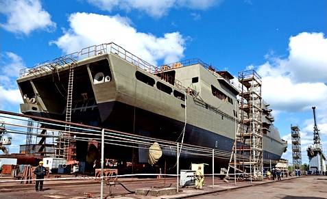 Крупнейший десантный корабль для ВМФ России заложили в Калининграде