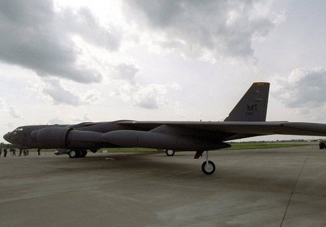 США перебросили в Европу три стратегических бомбардировщика В-52