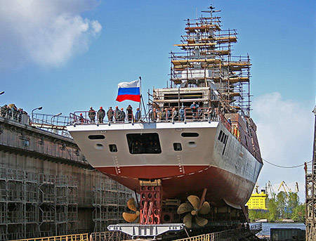 Зависнуть над бездной: новое уникальное судно получил Черноморский флот России
