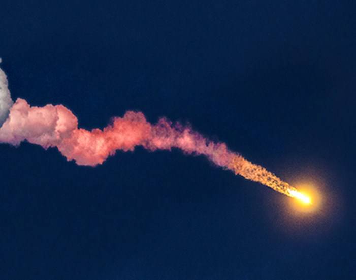 "Космос непрост": Falcon могла взорваться из-за избыточного давления