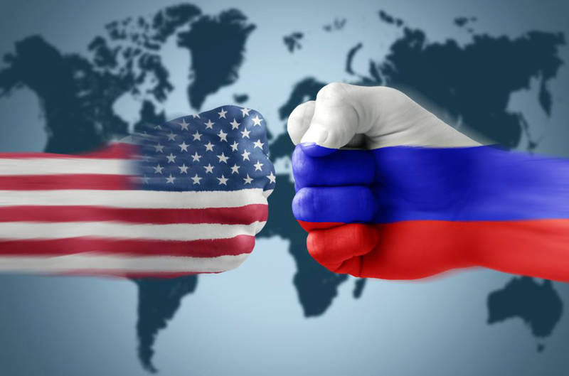 Мифом о «русской угрозе» США прикрывают собственные цели в Европе