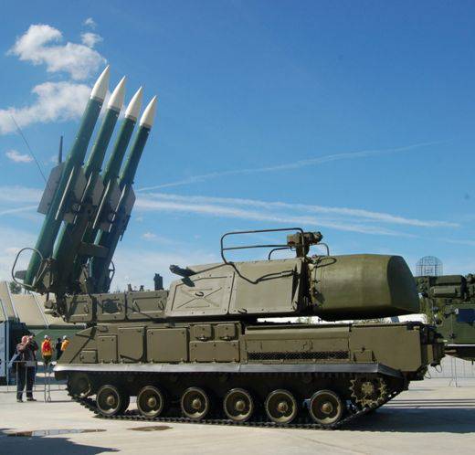Бук-М1 способен сбивать стратегические бомбардировщики, баллистические и крылатые ракеты США