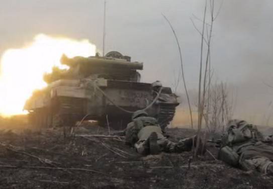 Хроника Донбасса: В ЛНР идут прямые боестолкновения, ВСУ атакуют аэропорт Донецка