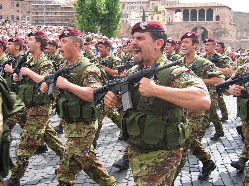 Карабинерские войска Италии
