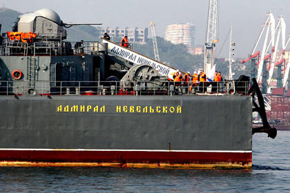 Большой десантный корабль ТОФ на время стал паромом до Сахалина