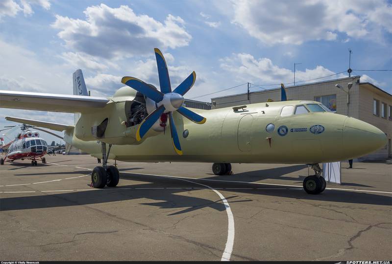 Украина показала новый военно-транспортный самолет Ан-26МСБ