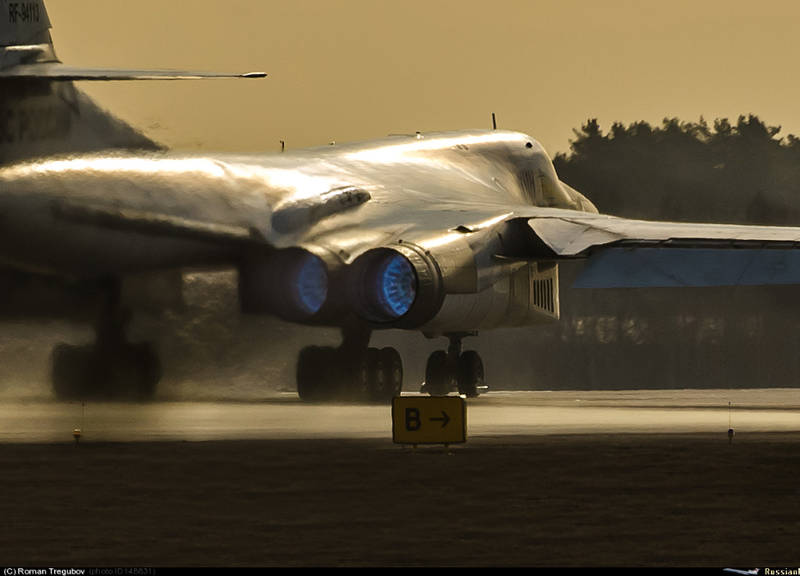 «Лебеди» возвращаются: что будет с Ту-160?