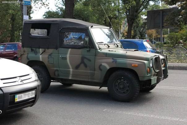 Украинские военные испытывают внедорожник Kia KM 420