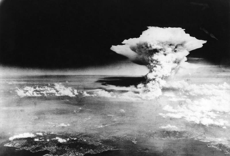 10 Шокирующих фотографий последствий ядерной бомбардировки Нагасаки