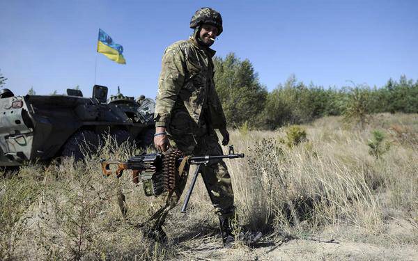 На сторону ополченцев перешли 8 тысяч украинских силовиков На сторону ополченцев перешли 8 тысяч украинских силовиков
