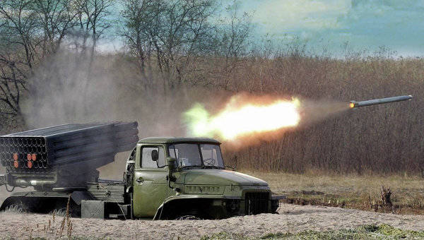Россия проводит антитеррористические учения артиллерии на военной базе в Таджикистане Россия проводит антитеррористические учения артиллерии на военной базе в Таджикистане