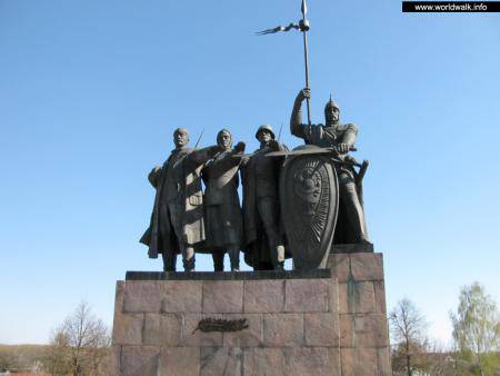 Помним! Памятники жертвам фашизма в Чернигове (II)