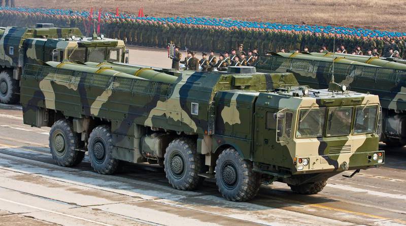 Российские военные запустили «Искандер»