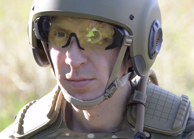 Британские солдаты получат «умные» часы и очки