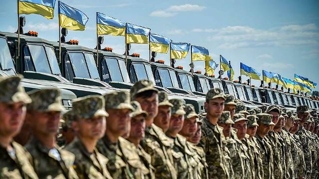 Новая военная доктрина Украины: курс на вооруженное противостояние с Россией