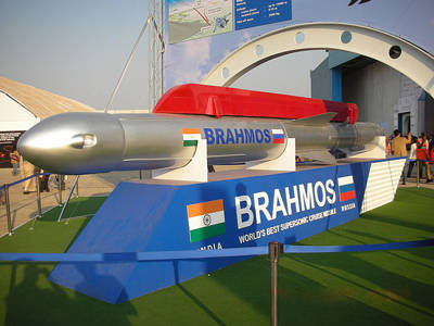 Дели удивил мир: новейшая индийская ракета родом из России