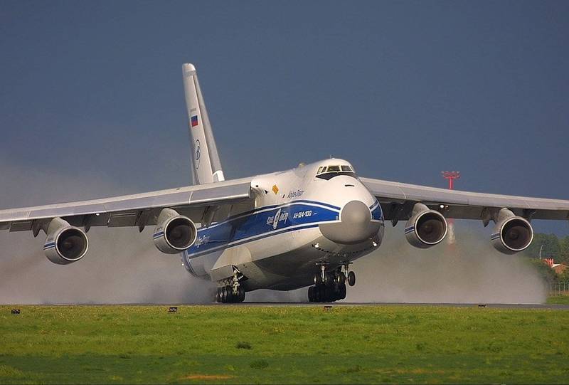 СМИ: российские самолеты Ан-124 совершили семь рейсов в Сирию