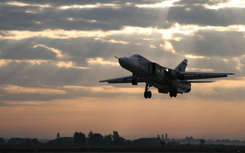 Су-24М  ЦВО приземлились в абсолютной темноте, используя «афганский» вариант захода на посадку