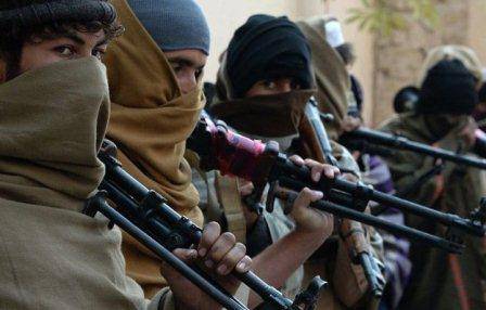 Талибы атаковали пакистанскую военную базу