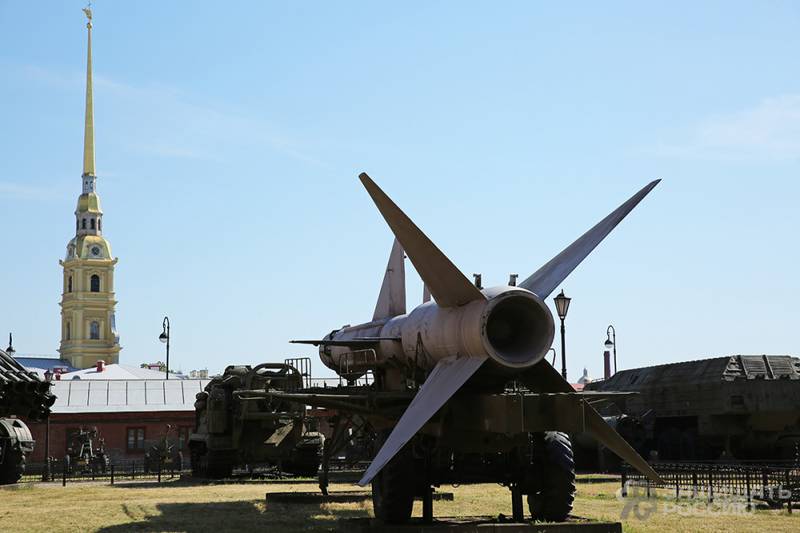 Ракета «400» в Артиллерийском музее Санкт-Петербурга