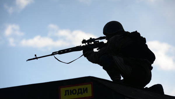 Спецназ ЧФ отработал десантирование с вертолетов в Севастополе