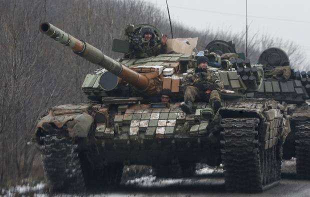 Хроника Донбасса: на фоне отвода вооружений идут бои в Бахмутовке и Донецке