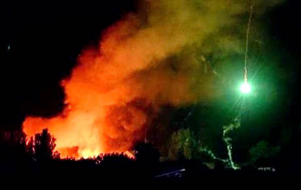 Пожар на луганском военном складе: интенсивность взрывов уменьшилась