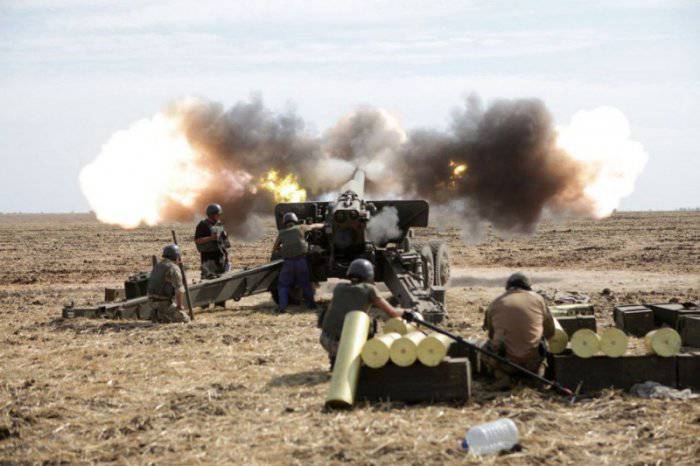 Хроника "перемирия" на 29.10.2015: ВСУ обстреливают Донецк из гаубиц, идут танковые дуэли