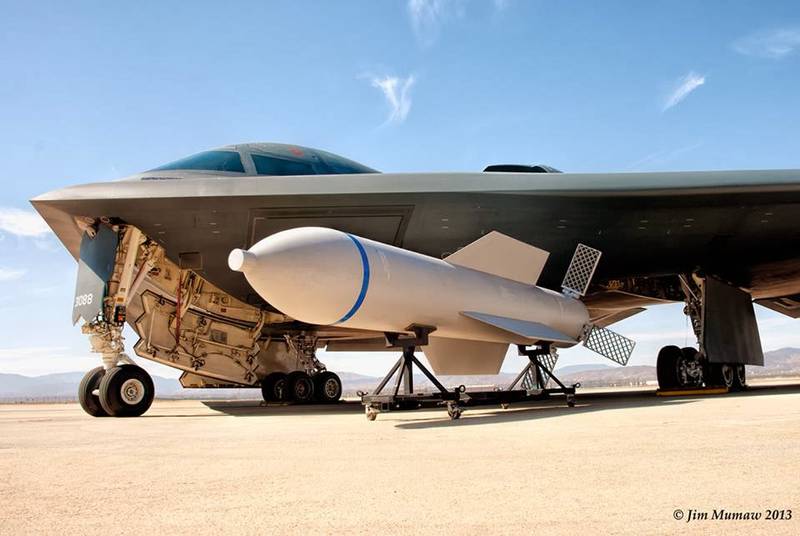 США намерены срочно модернизировать крупнейшие неядерные бомбы
