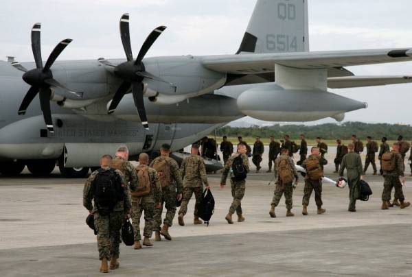 Губернатор Окинавы "послал" США с его военными базами