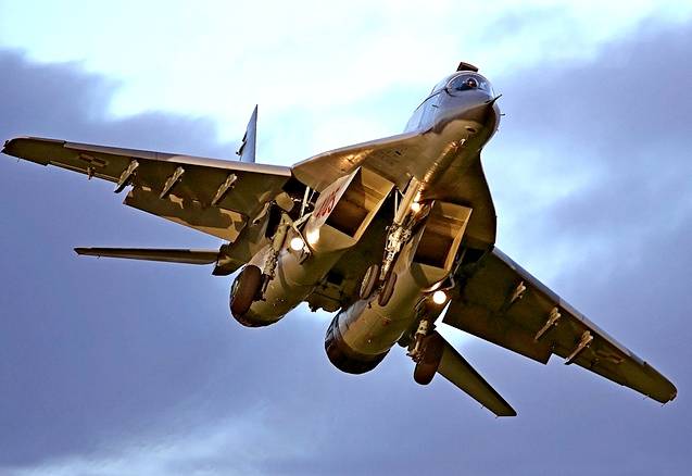 МиГ-29 будут бомбить Алжир
