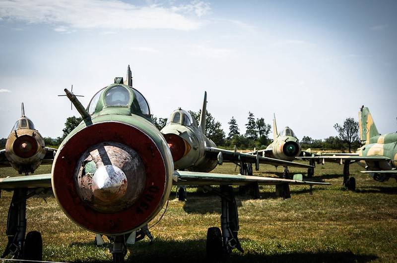 МиГ-21 и Су-22 венгерских ВВС на хранении